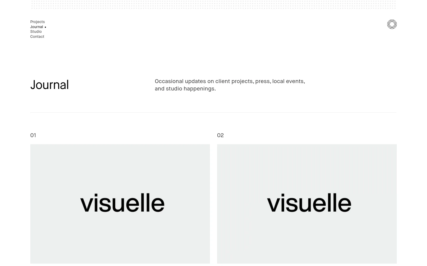 The desktop Journal page features a minimalist white layout with a clean navigation menu at the top left. A large 'Journal' heading is paired with a brief description, followed by a grid of journal entries. Each entry includes a large light-gray placeholder box with the word 'visuelle' in bold black text, a sequence number, a title, a date, and a short text snippet.
