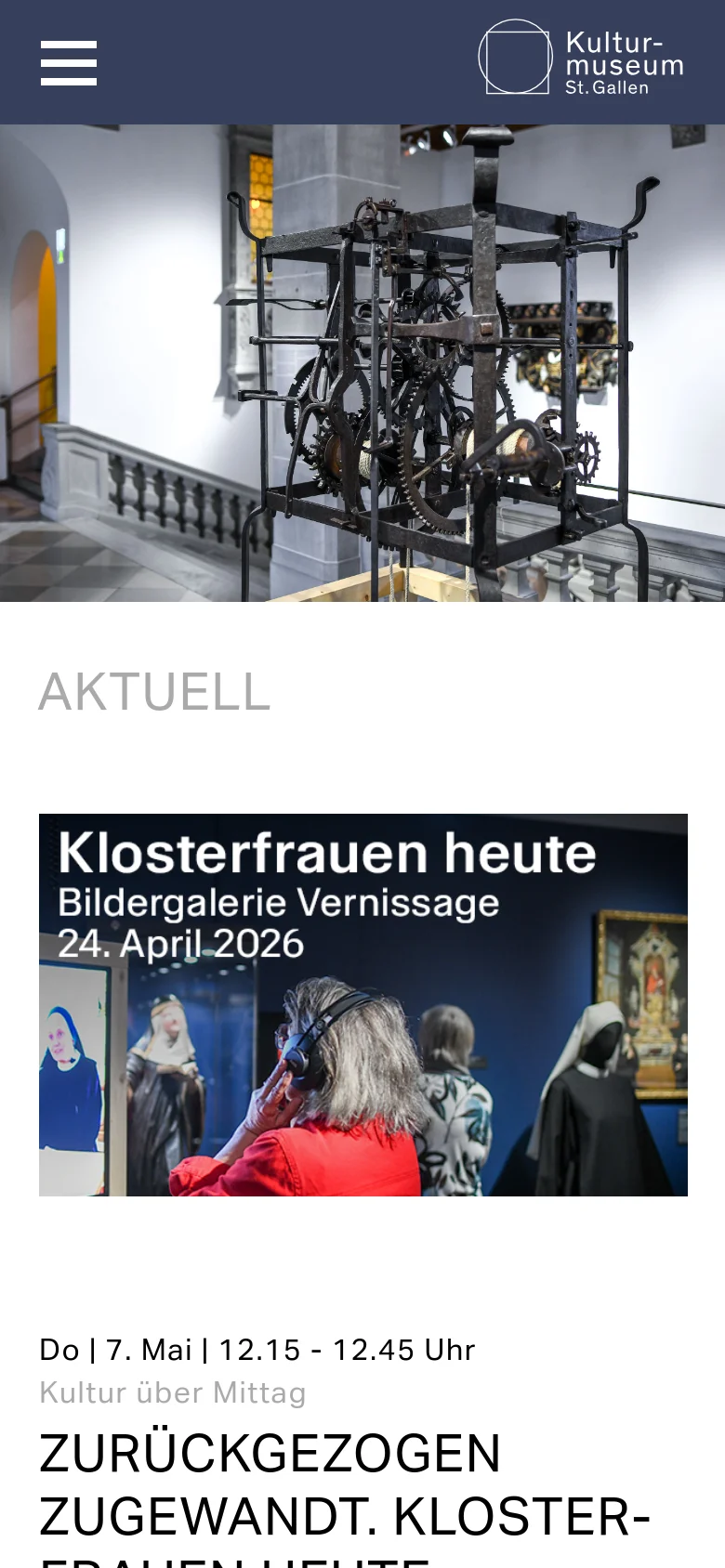 The mobile version uses a dark header with a hamburger menu icon and the museum logo, positioned above a full-width hero image of mechanical gears. The layout shifts to a single-column vertical scroll, placing the 'AKTUELL' heading and event details directly below the main imagery for easier reading on small screens.