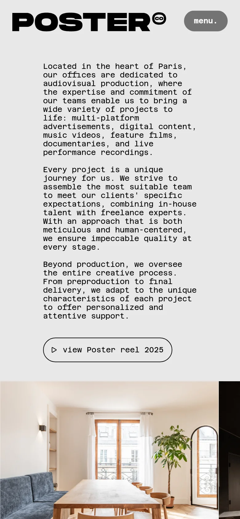 The mobile version maintains the centered layout on a light gray background. The error message and cartoon knight illustration are scaled down to fit the narrow screen, with the support links and Request ID stacked vertically at the bottom.