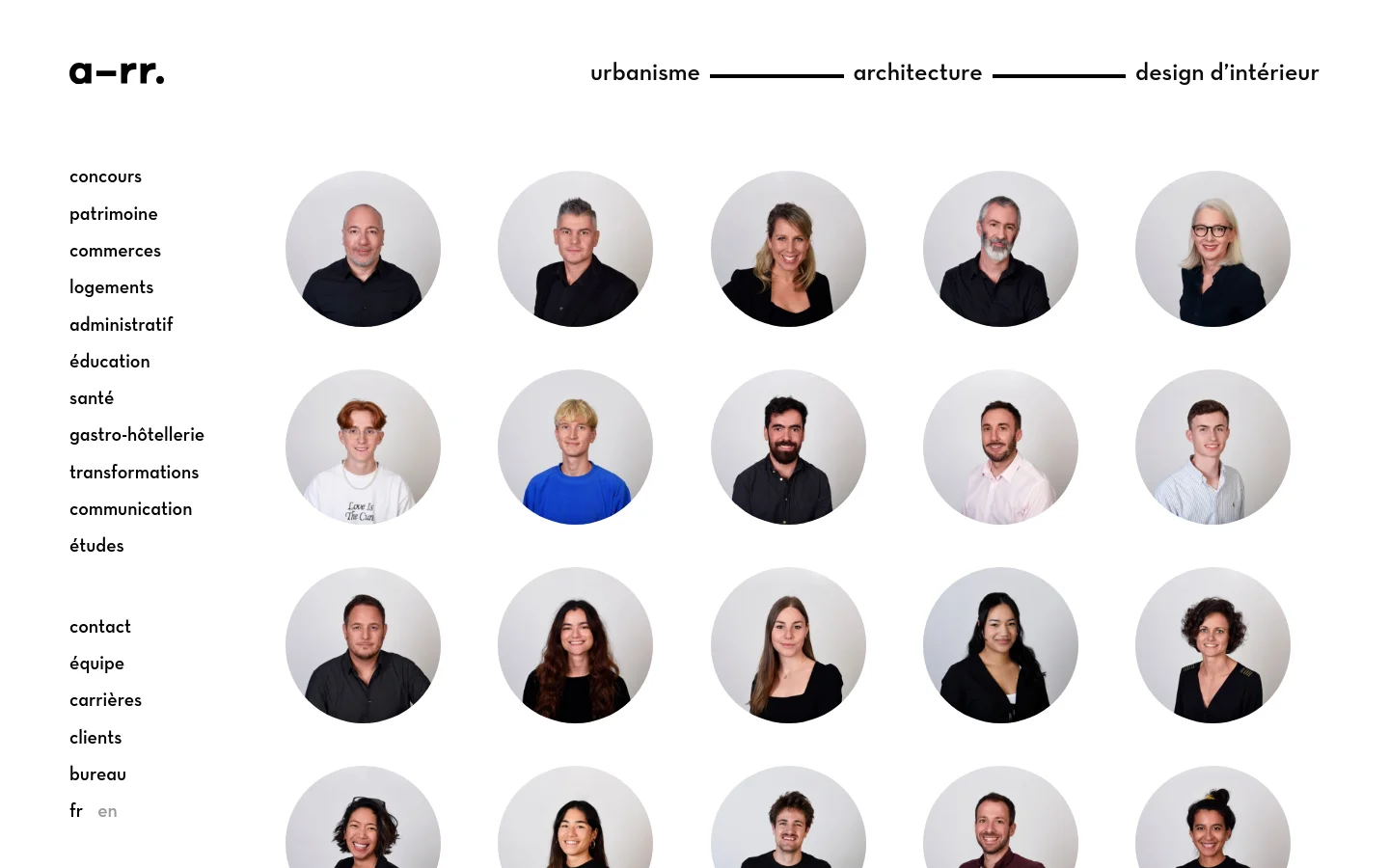 The desktop page for the 'Équipe' section features a minimalist white layout with a left-side navigation menu listing various services and company links. The main content area displays a grid of circular portrait photographs of team members, each accompanied by their name and role in a clean, sans-serif font.