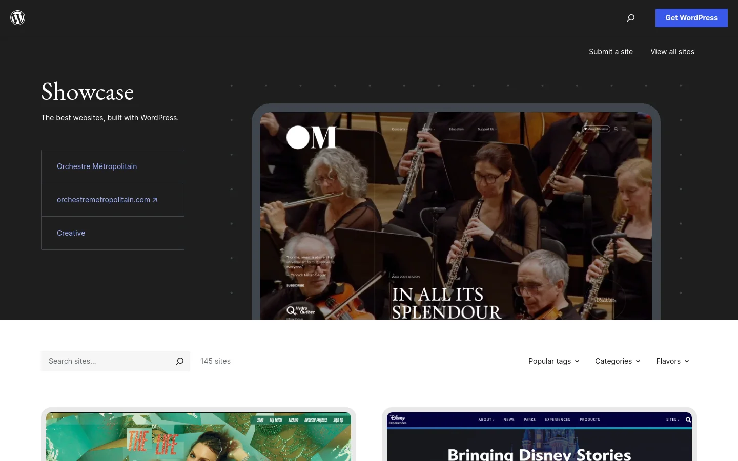 The WordPress Showcase desktop page features a dark hero section with the headline 'Showcase' and a large featured screenshot of the Orchestre Métropolitain website. Below the hero, a white section contains a search bar, site count, and dropdown menus for Popular tags, Categories, and Flavors, followed by a grid of featured website screenshots.