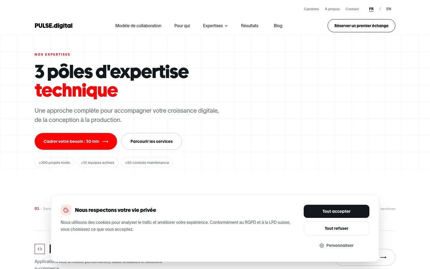 The desktop page features a clean, minimalist design with a white background and a light gray grid pattern. The hero section displays the headline '3 pôles d'expertise technique' in large black and red typography, followed by a subheadline and two primary buttons: a red 'Cadrer votre besoin' button and a white 'Parcourir les services' button. A cookie consent banner overlays the bottom of the viewport.