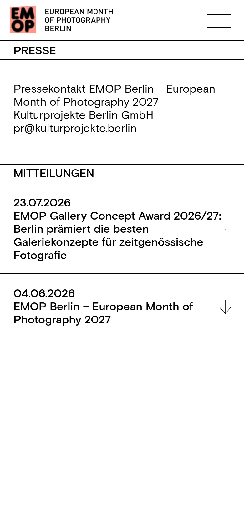 The mobile version simplifies the layout, replacing the top navigation bar with a hamburger menu icon next to the EMOP logo. The content is stacked vertically, showing the press contact details and a list of news announcements under 'Mitteilungen'. Each news item is presented as a full-width row with a date, headline, and a downward arrow icon, optimized for vertical scrolling on a small screen.