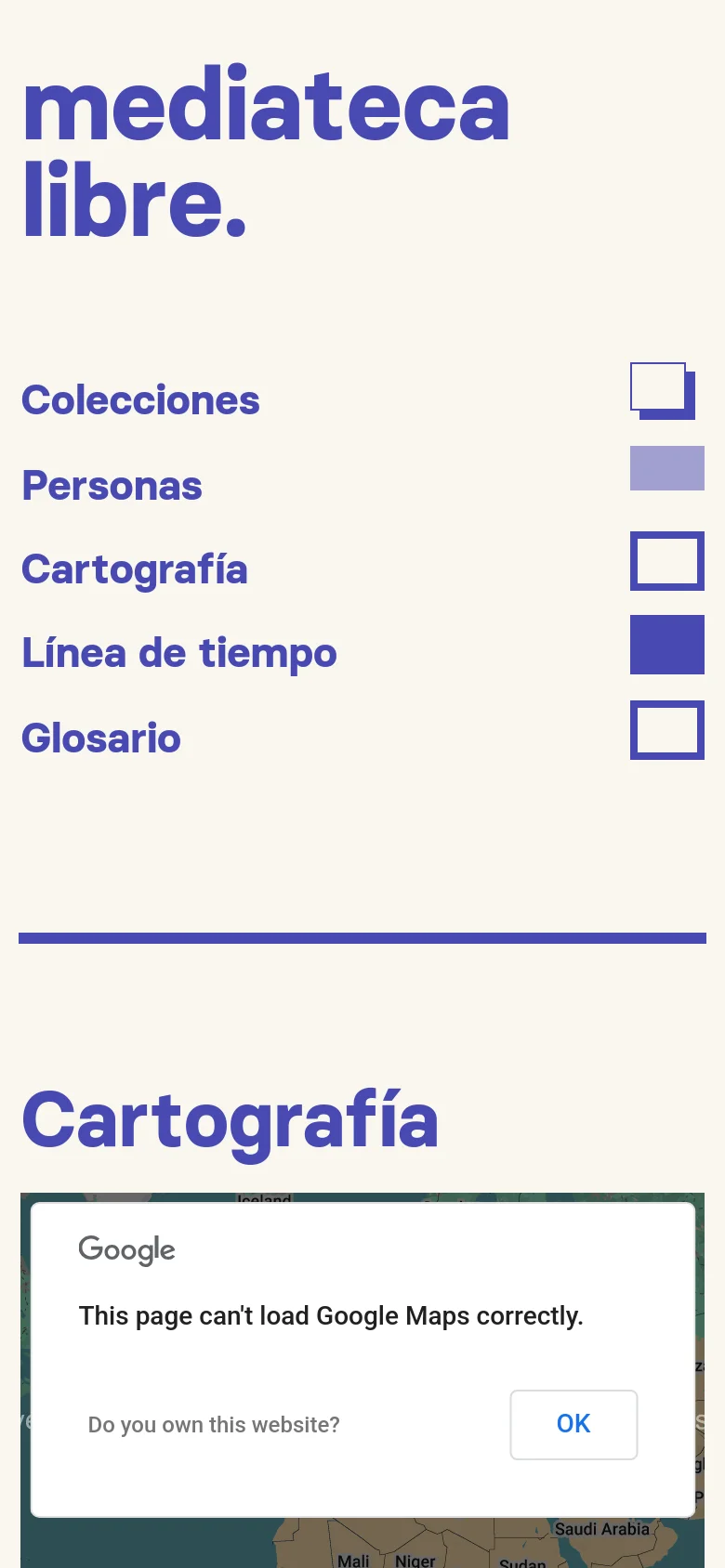 The mobile version displays the Mediateca Libre logo prominently at the top, followed by a vertical list of navigation links with colored square icons. Below the menu, the Cartografía heading appears above a large interactive world map that fills the width of the screen.