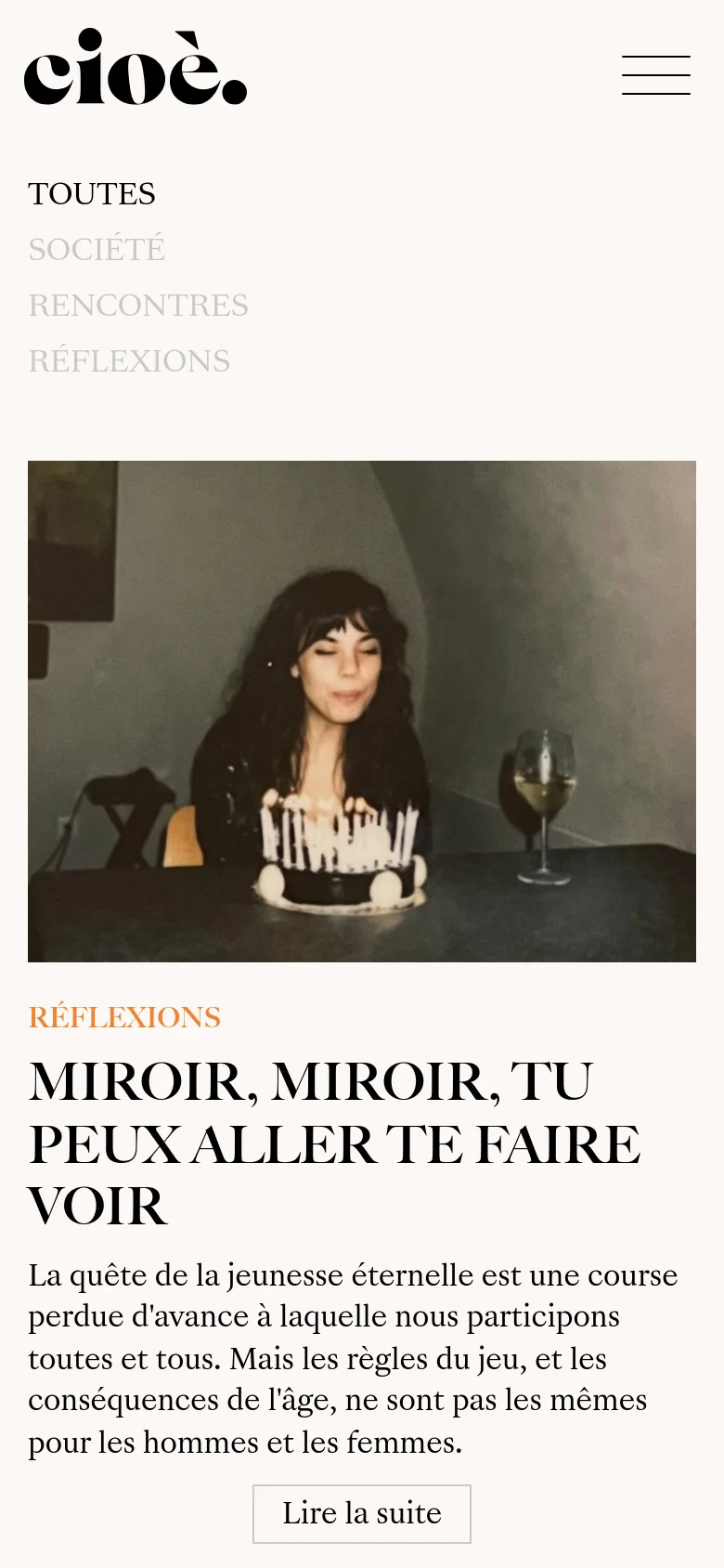 The mobile version features a simplified layout with a large 'cioè.' logo and a hamburger menu icon at the top. The category navigation is listed vertically in a light gray font, followed by a single-column feed where large images span the width of the screen, with headlines, text, and buttons positioned directly underneath each image.