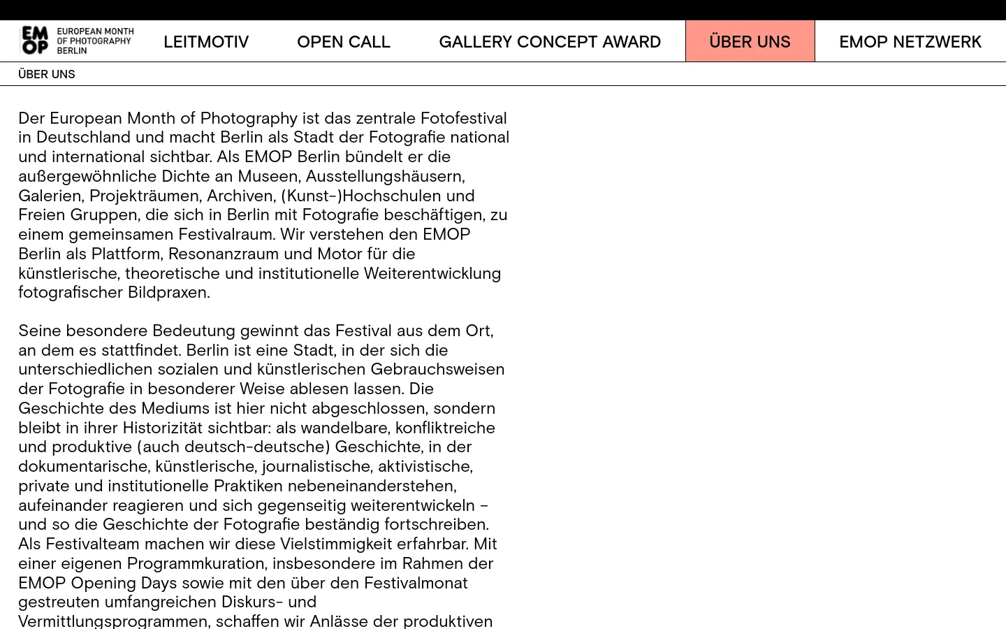 The desktop page features a clean white background with a top navigation bar containing the EMOP Berlin logo and links like 'Leitmotiv' and 'Über Uns'. The main content area displays the headline 'Über Uns' followed by several paragraphs of German text in a black sans-serif font.