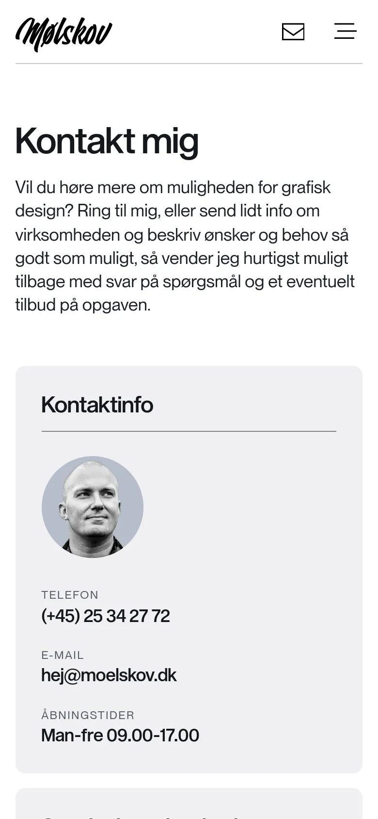 The mobile version presents a single-column vertical layout optimized for small screens. The 'Kontakt mig' headline and introductory text appear first, followed by the contact information card containing the portrait and details, and finally the message form below it. The top navigation is condensed into a hamburger menu icon next to the logo and an email icon.