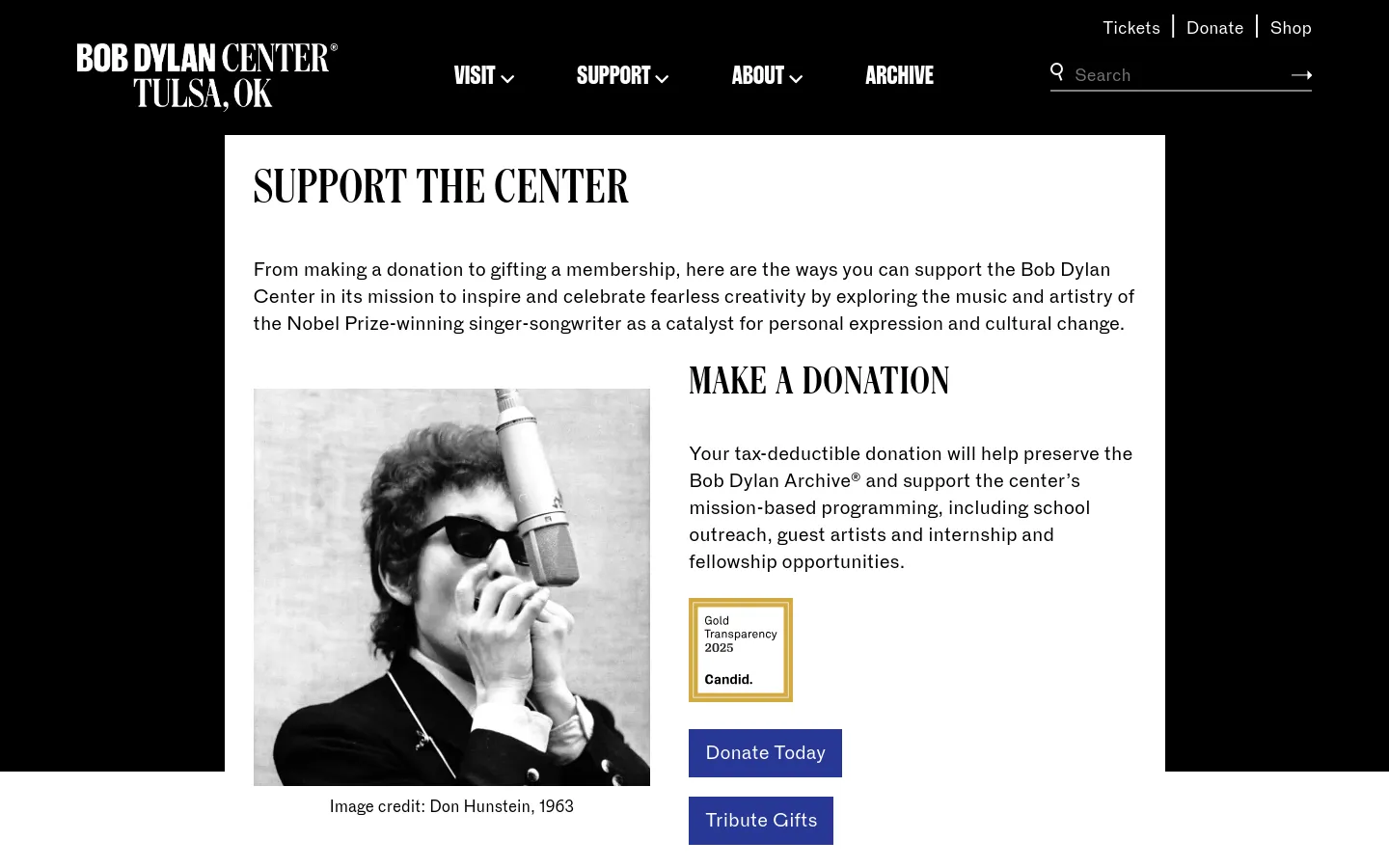 The desktop Support page features a white background with black text and a large black and white photograph of Bob Dylan singing into a microphone. The layout includes a top navigation bar with links for Visit, Support, About, and Archive, and a main section titled 'SUPPORT THE CENTER' followed by 'MAKE A DONATION' with blue call-to-action buttons.