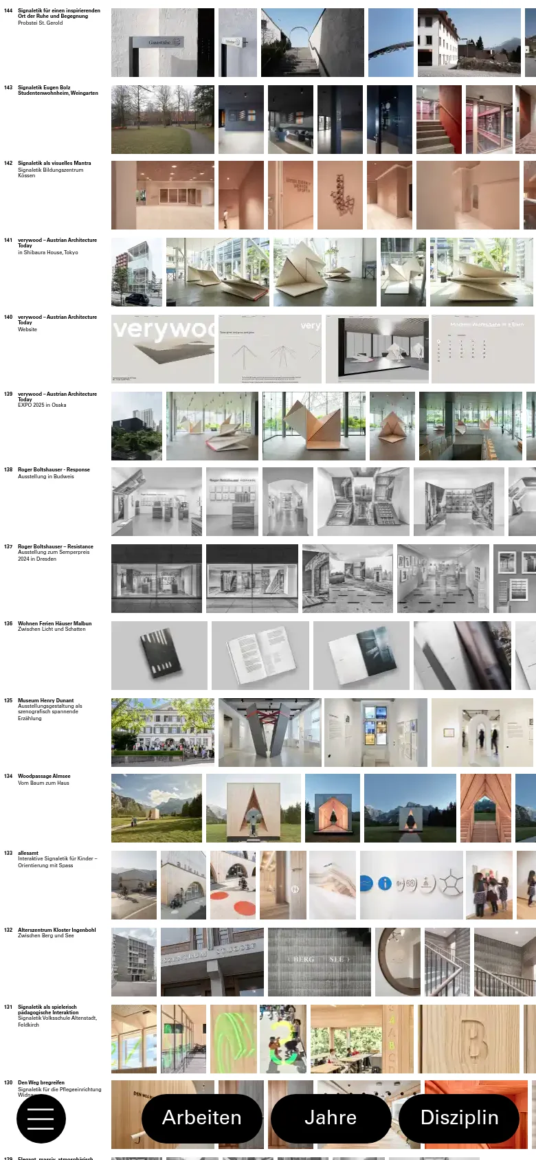 The mobile version presents a single-column vertical scroll of the project entries. The images are stacked vertically, with the text descriptions appearing above or below the visual content. The dark navigation menu remains fixed at the bottom of the screen, providing easy access to 'Arbeiten', 'Jahre', and 'Disziplin' via large, touch-friendly buttons.