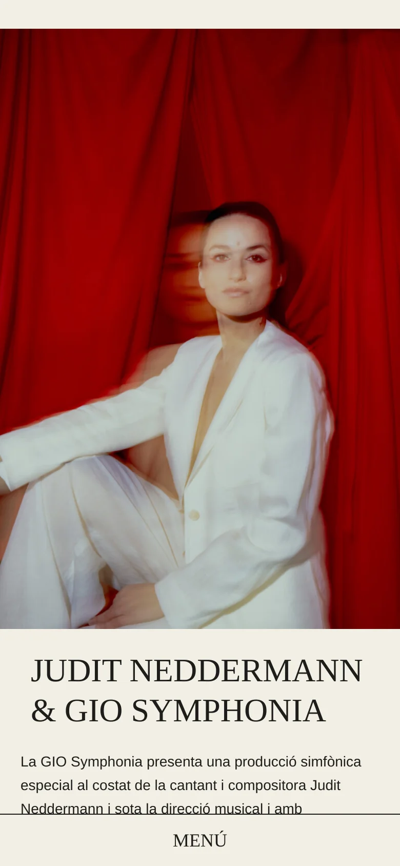 The mobile version displays a single-column layout starting with a large, full-width hero image of the artist in white against red curtains. Below the image, the headline and descriptive text are stacked vertically, and a centered 'MENÚ' button appears at the bottom of the screen.