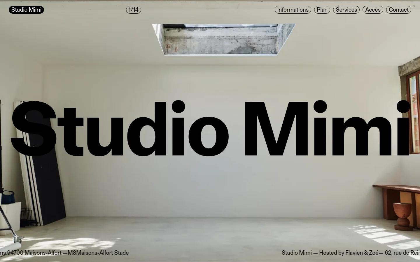 The Studio Mimi homepage features a large, minimalist hero image of a bright, white photo studio with a skylight and large black 'Studio Mimi' text overlaid. A navigation bar at the top includes links for Informations, Plan, Services, Accès, and Contact. The layout is clean with a neutral color palette and a centered image slider indicator.