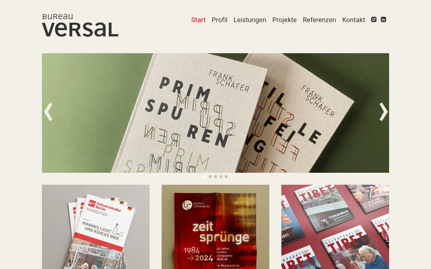 The desktop homepage for Bureau Versal features a minimalist white background with a navigation menu including Start, Profil, Leistungen, Projekte, Referenzen, and Kontakt. A large hero image slider displays high-quality graphic design portfolio work, such as book covers and printed materials, with navigation arrows on the sides. Below the slider, a grid of project previews shows large images with red headlines and descriptive text.
