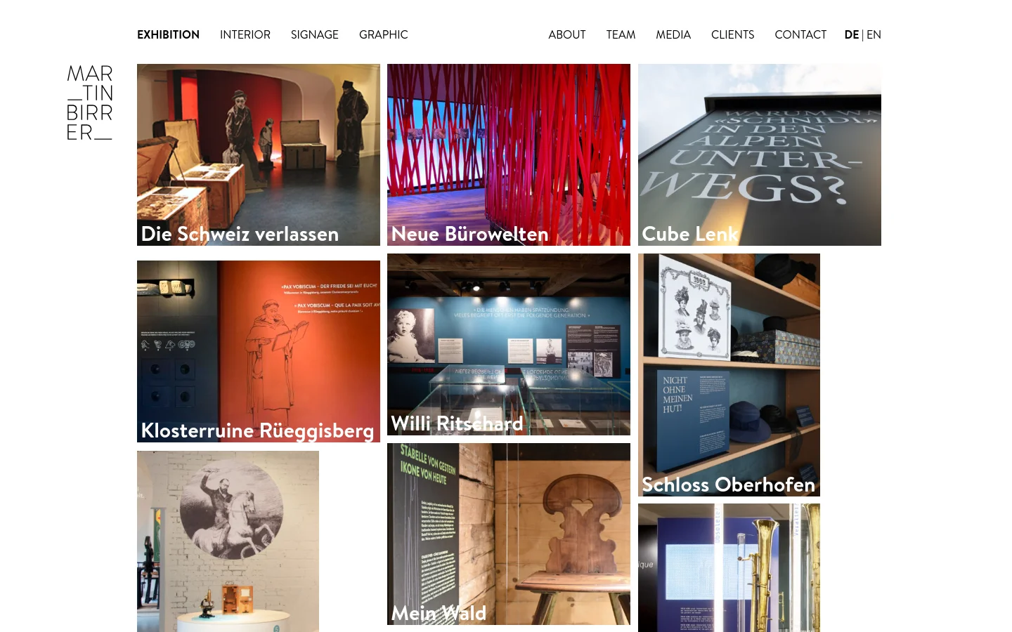 The desktop version shows a minimalist design portfolio page for exhibition design with a white background and black typography. A grid of large, high-quality project images features titles like 'Die Schweiz verlassen' and 'Neue Bürowelten' overlaid on the photos. The navigation menu is split between categories on the left and company information on the right.